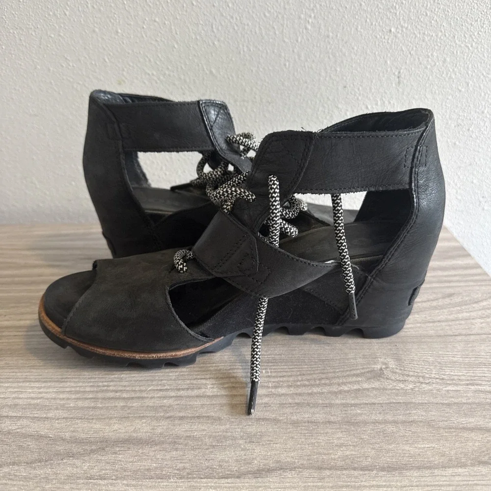 Sorel Joanie Lace Black Leather Open Toe Wedge Sandals Women's Size 12